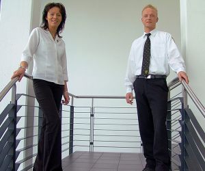 Zivile und uniformierte Dienste